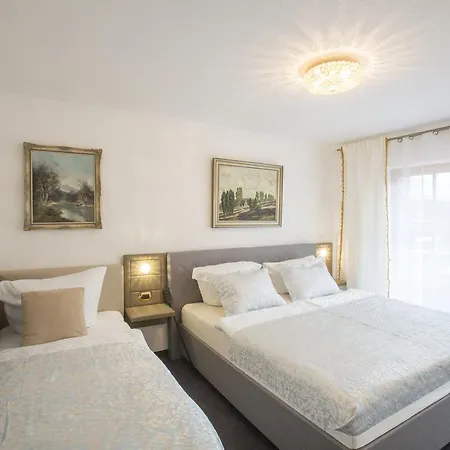 Golden Gapa Central Diamant 4 *