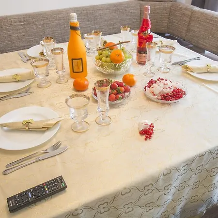 Golden Gapa Central Apartment 4