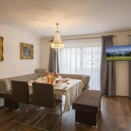 Apartment Golden Gapa 4 *